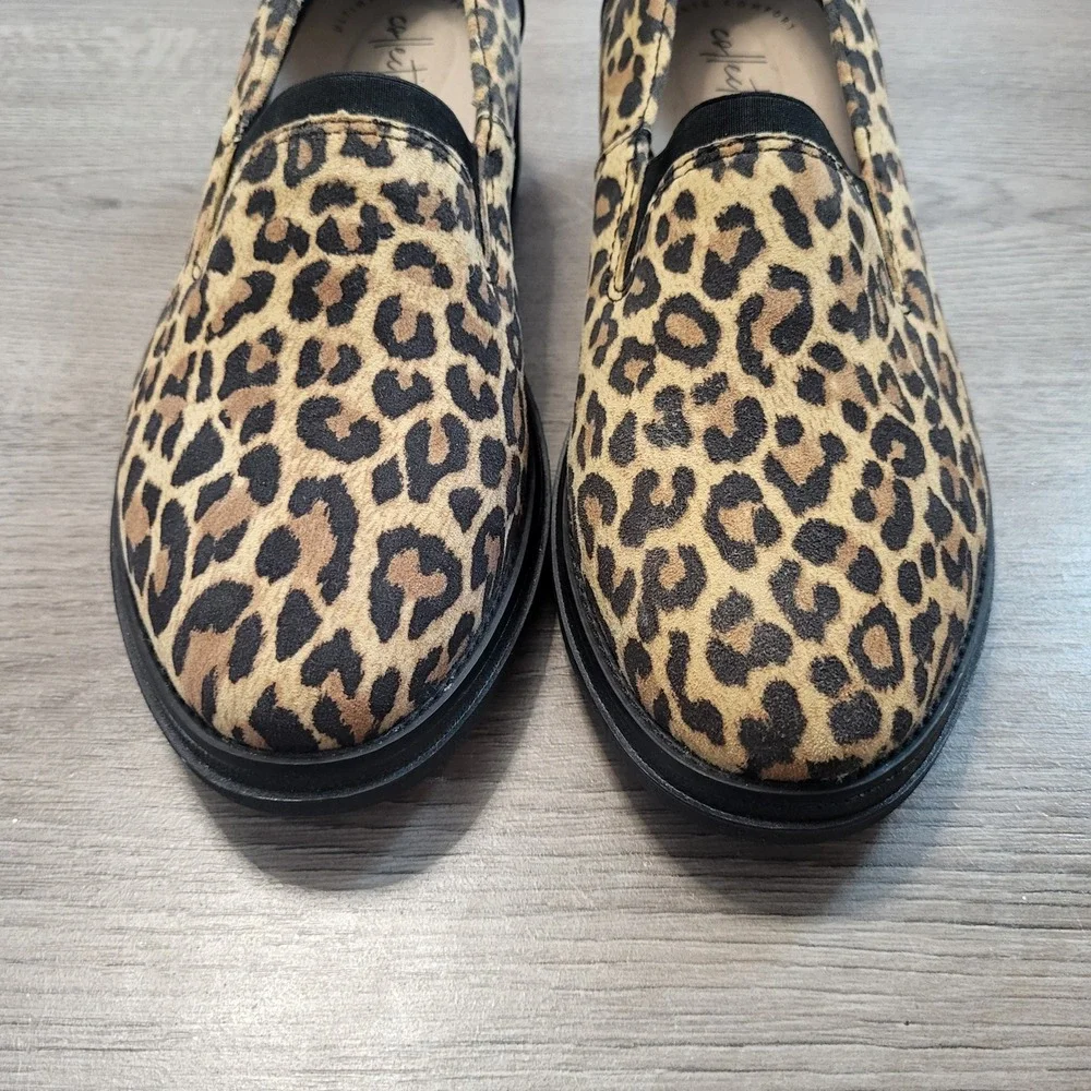 Clarks women size